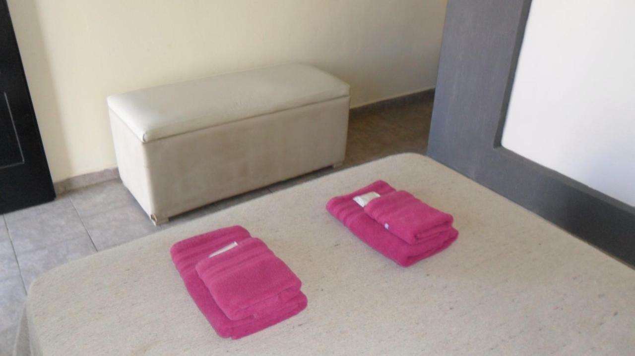 Hotel Nueva Habana Rooms Colon Kültér fotó
